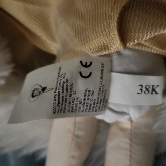 Betty Boop Doll, vintage, gold formal dress with shawl - Picture 4 of 4